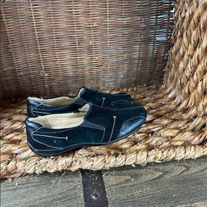 Naturalizer Sz 7M Women's Black‎ Suede Leather Slip On Loafers